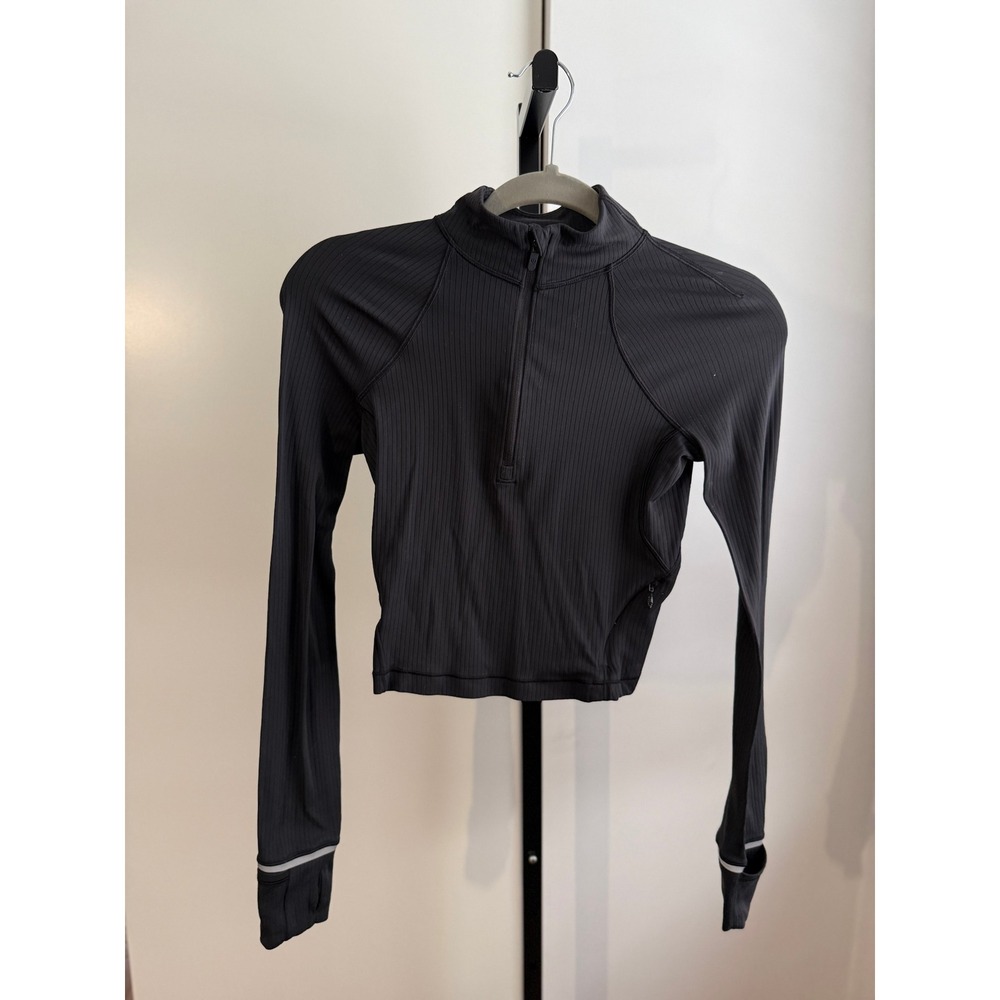 Lululemon Ribbed Cropped Half-Zip / Size 0 / Black